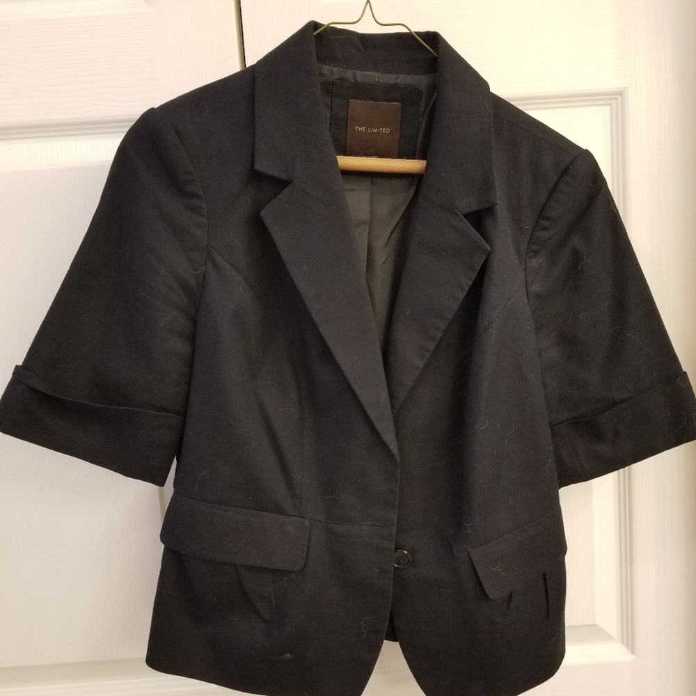 Short sleeve blazer